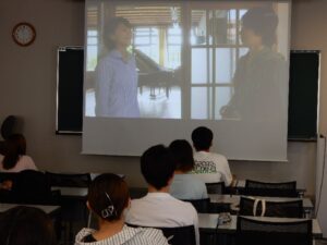 01 最終回　学校ドラマ視聴風景